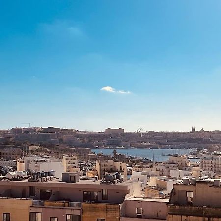 Central Sliema 3Bdr. Apartment Exterior foto